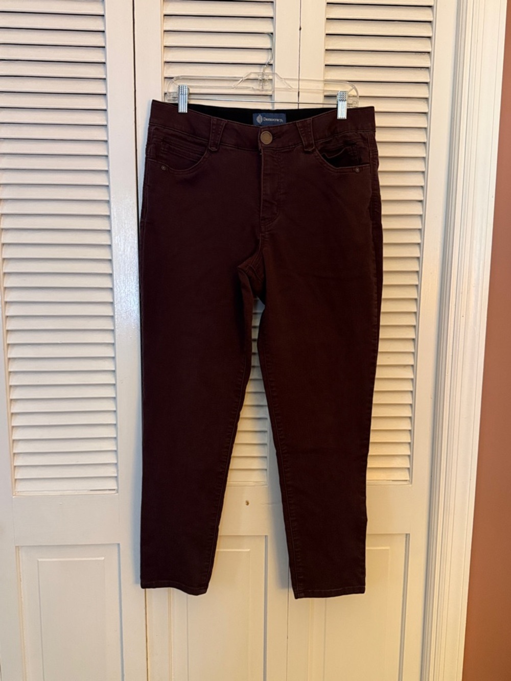 Democracy Skinny Pants in Deep Burgundy